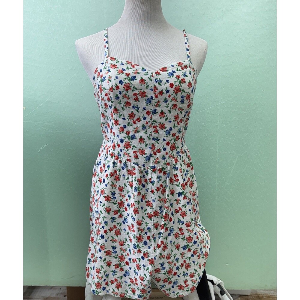 Old Navy Cami Romper M Women’s Floral Print Smocked Pockets Shorts linen V Neck